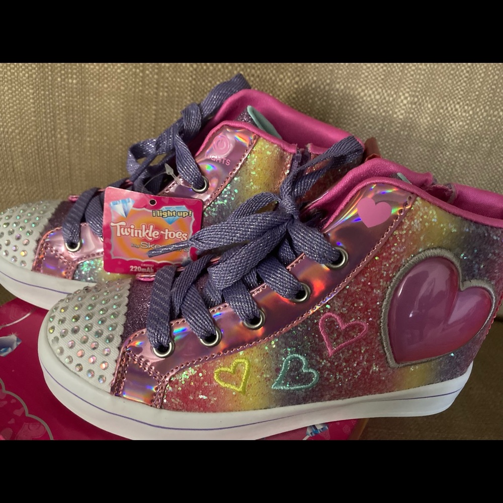 Sketchers twinkle toes multi color size 1 - New with tags and box.